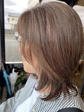 エ フュチュール(et Futur) グレイカラー|白髪染め/ミセス/ミディアム/30代/40代/50代