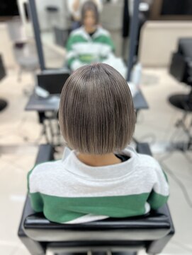 ヴェイン 渋谷(vain) グレーベージュ