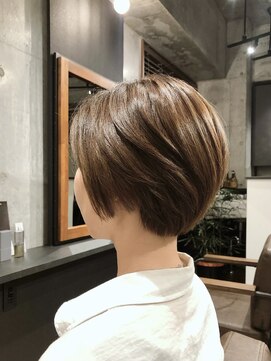 ミモザ ビカミドウ 自由が丘(Mimosa Bigamido) ▼40代ママ大人のショートヘア 美髪カット 艶カラー