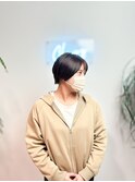 ショートボブ