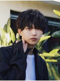 緩め波巻きスパイラルパーマシャドウパーマメンズマッシュウルフ