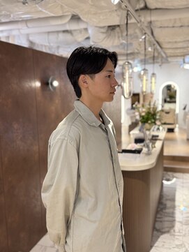 ウノプリールヴァモス(unopulir Vamos) 大人ナチュラルセンターパート