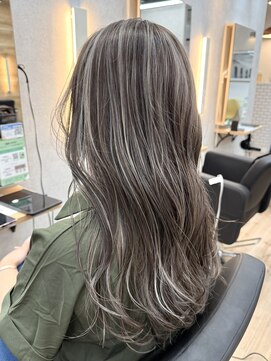 アグ ヘアー ミロ 本厚木店(Agu hair milo) Contrast Highlight × Grayge 〇本厚木
