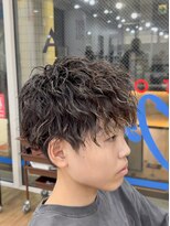 オーシャントーキョー 大阪(OCEAN TOKYO)&nbsp;波巻きパーマメンズツイストスパイラルパーマツーブロック