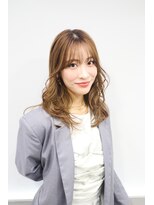 メモリーズ 銀座(Memories)&nbsp;ロング顔まわりレイヤー似合わせヘア白髪ぼかしハッシュカット