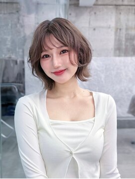 フィヴェント(Fivent) 黒髪韓国小顔レイヤーイメチェン暗めオリーブグレークラゲヘアー