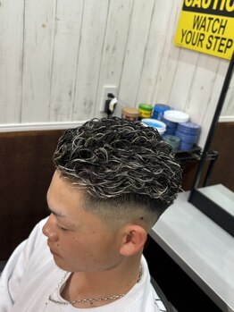 アプローズ(AppLauz)の写真/丁寧なカウンセリングから生まれる毎日扱いやすく長くキレイが続く再現性抜群カットを提供する実力派サロン