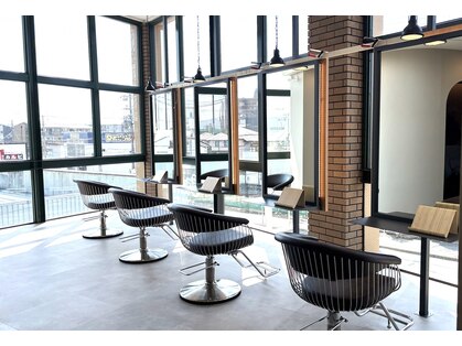 クレイン バイ パプスドコワフュール 宝塚中山寺(Crane by Pap'sde coiffeur)の写真