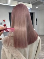 ルーブ トウキョウ(Loob. TOKYO) ハイトーンカラーミルクティーピンクベージュレイヤーカット韓国