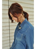 フィドゥシア(FIDUCIA) 大人でルーズなポニーテール