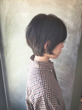 ブランココ(BlanCoCo) 耳かけショートボブ☆