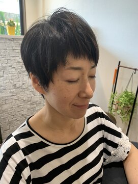 マーシー(Mercy) ベリーショート