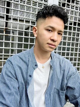 エムスラッシュ センター南(M.SLASH) センター南/ツイストスパイラルパーマ/スキンフェードカット