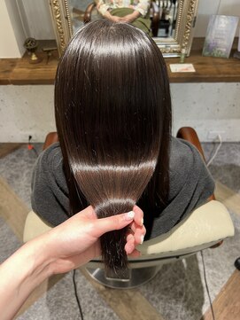 ムーン(moon) #大人ガーリー#チョコレート#モードヘア#プリカール