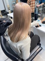 リムレスバイサンク 万代 新潟駅(LIMLESS by cinq) ミルクティーベージュレイヤーインナーカラーグレージュカラー