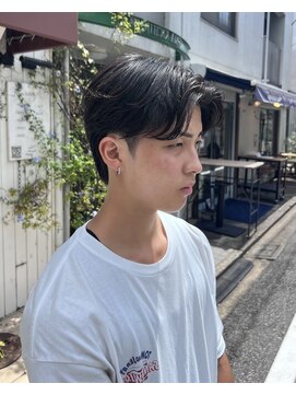 オムファミーユラグ(homme, famille raugh) 刈り上げないセンターパート