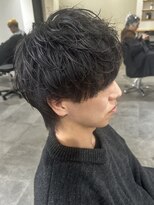 ヒュイル バイ ニアウ(Hwyl by Niau)&nbsp;メンズマッシュウルフパーマニュアンスパーマシャドウパーマ