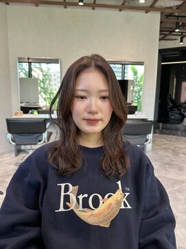 リアン バイ キートス(Lien by kiitos) レイヤーカット/顔まわりレイヤー/ハイレイヤー