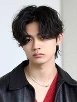 フリーラ 表参道(freera) センターパートウルフカットツイストスパイラルパーマゆるめ黒髪