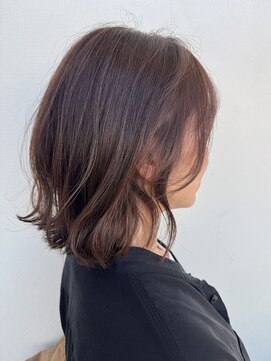 フェリス(FELIS) 切りっぱなしボブ　ハイライトカラー