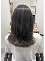 プール なんば店(puul)&nbsp;白髪ぼかしハイライト【ダークグレージュ】