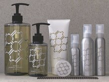 自分に合うヘアケア商品が見つからない方へ『COLLECTIVE WORK』が創り上げた「オリジナルケアブランド」