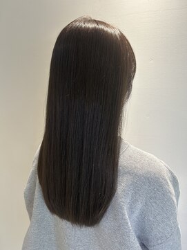 オリーブベージュ　