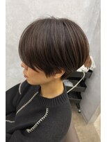 ネウィ 宮崎店(newi)&nbsp;丸みシルエットが映える大人ハンサムショート