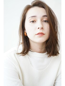 トリッカ 銀座(tricca) 外国人風カラー/リラックスストレートヘア/ヘルシーミディアム