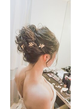 ブラウ ネイル パーティー(Blau Nail Party) ふんわりルーズアップ