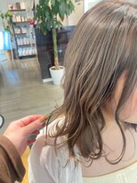 ライズ バイ レボ 柏店(RISE by REVO)&nbsp;ボブ/カーキグレージュ/大人かわいい/フェザーバング