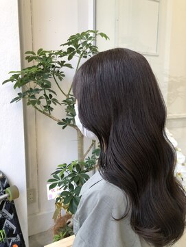 ラフランクリー(la frankly) 20代30代/くせ毛カバー/透明感ショート/ツヤ髪