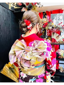 聖の華 下シニョンと振袖着付