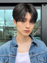 フィフス 渋谷(fifth)&nbsp;センターパート韓国ヘアニュアンスパーマトランクスヘア