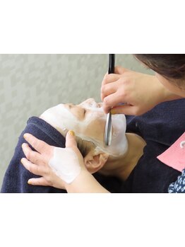 シェービング専門店で磨いた技術で、身だしなみをトータルサポート！レディースシェービングも◎