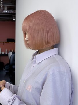 ダズリングディア(Dazzling Deer) 切りっぱなしボブ/ピンクベージュ/似合わせカット