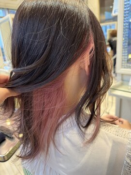 ビス ヘア アンド ビューティー 西新井店(Vis Hair&Beauty) 20代30代40代大人可愛いピンクベージュイヤリングカラー