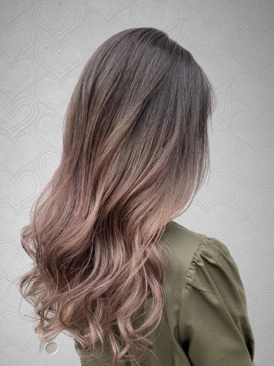 2025年夏】ピンクグレージュの髪型・ヘアアレンジ｜人気順
