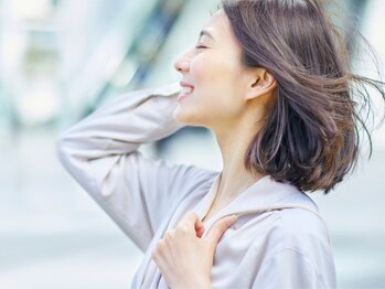 オーガニックカラー専門店 リリー 住之江店(Lily)の写真/【住之江・北加賀屋駅】《全体白髪染め￥2,750～》大人の余裕は髪色から！品よく整える、大人の白髪ケア◎
