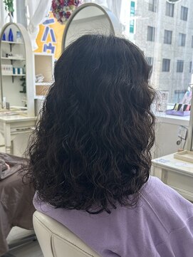 アルターシェリー(aL-ter che'rie) 黒髪パーマ/スパイラルパーマ/小川夏花