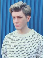 ジジバイワースホワイル(jiji by WORTH WHILE)&nbsp;リバースセンターパート刈り上げセンターパートサーフカール