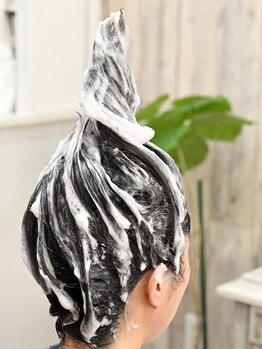 アイビーリーフ ヘアーアンドスパ(ivy leaf hair&spa)の写真/エリア希少な本格台湾式シャンプー・ヘッドスパ★極上の指づかいと温かな手温で心身を解き放つ至福の時間を