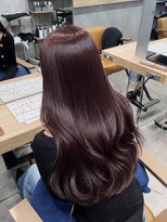 クラム(clam.)&nbsp;後ろ姿まで可愛い♪低めのレイヤーで動きのある巻き髪