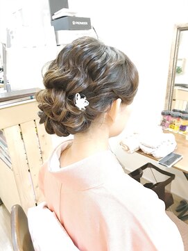 ロカット サロン(Roquat Salon) 訪問着着付け和装シニヨンアレンジ【ヘアアレンジ  立川/立川】