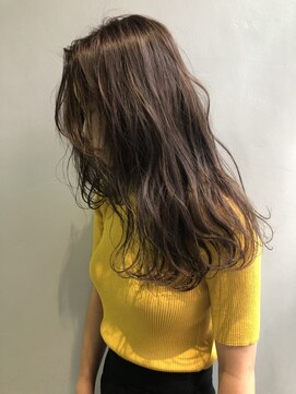 クラン(clan) clan ハイライトベージュセミロング