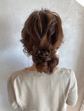 ベルビアンカ(Belle BIANCA) Belle BIANCA シニヨン/結婚式アレンジ/ヘアアレンジ by.orie