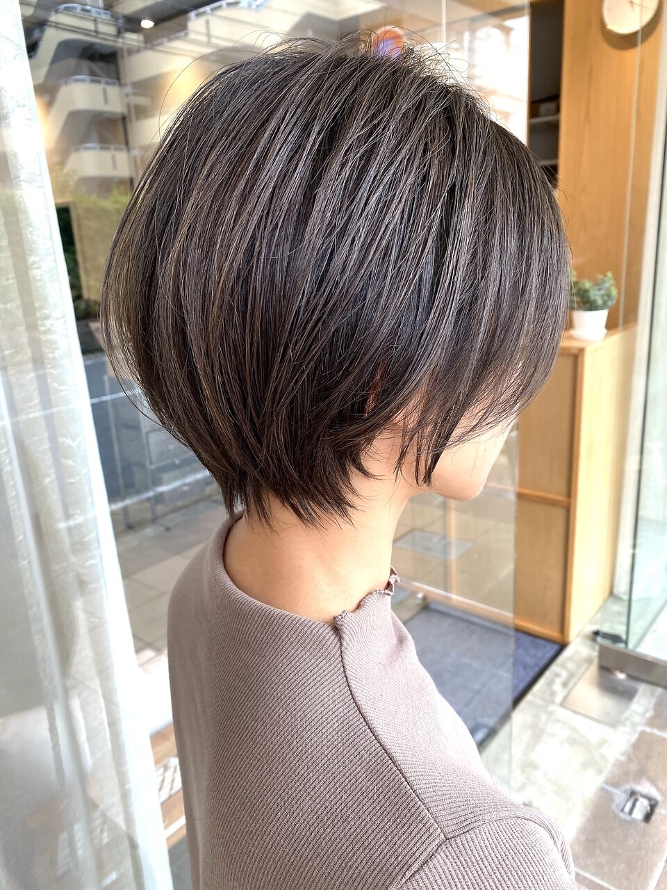 ボブさん 襟足少し長め丸みショートボブ＿TREAT妙典：L094631811