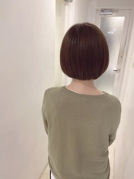 グランドライン(GRAND LINE) 《GRANDLINE友田千栄》丸いシルエットが可愛いミニボブスタイル