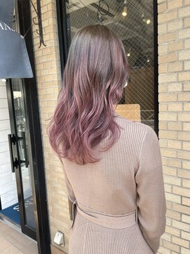 ハグ 横浜(HUG) ピンクラベンダー　バレイヤージュ　横浜