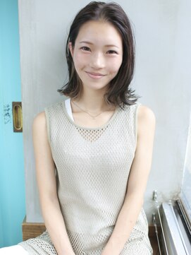 バース(BIRTH) 天神【BIRTH】外ハネミディ×インナーカラー